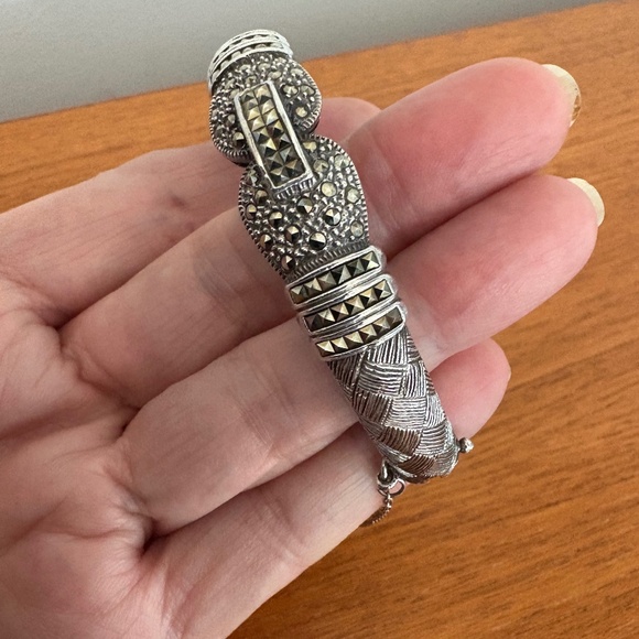 Gorgeous Marcasite Sterling Silver Bracelet - Picture 8 of 16